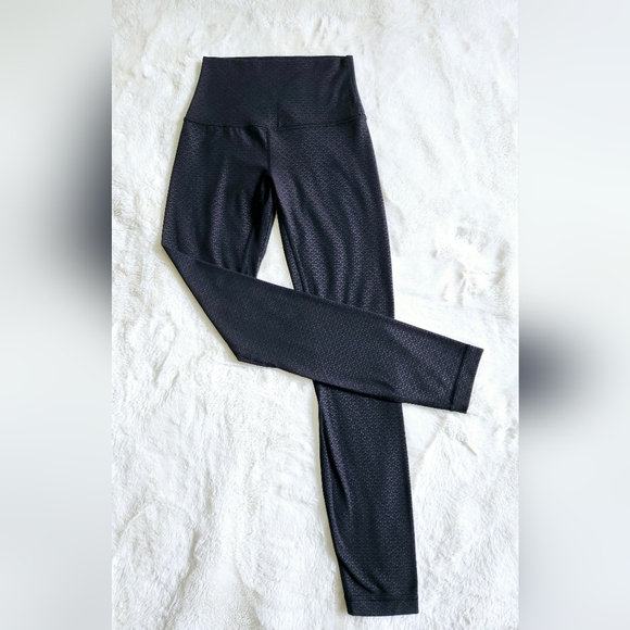 Lululemon Align Pant II *25". Size 2 - Picture 7 of 14
